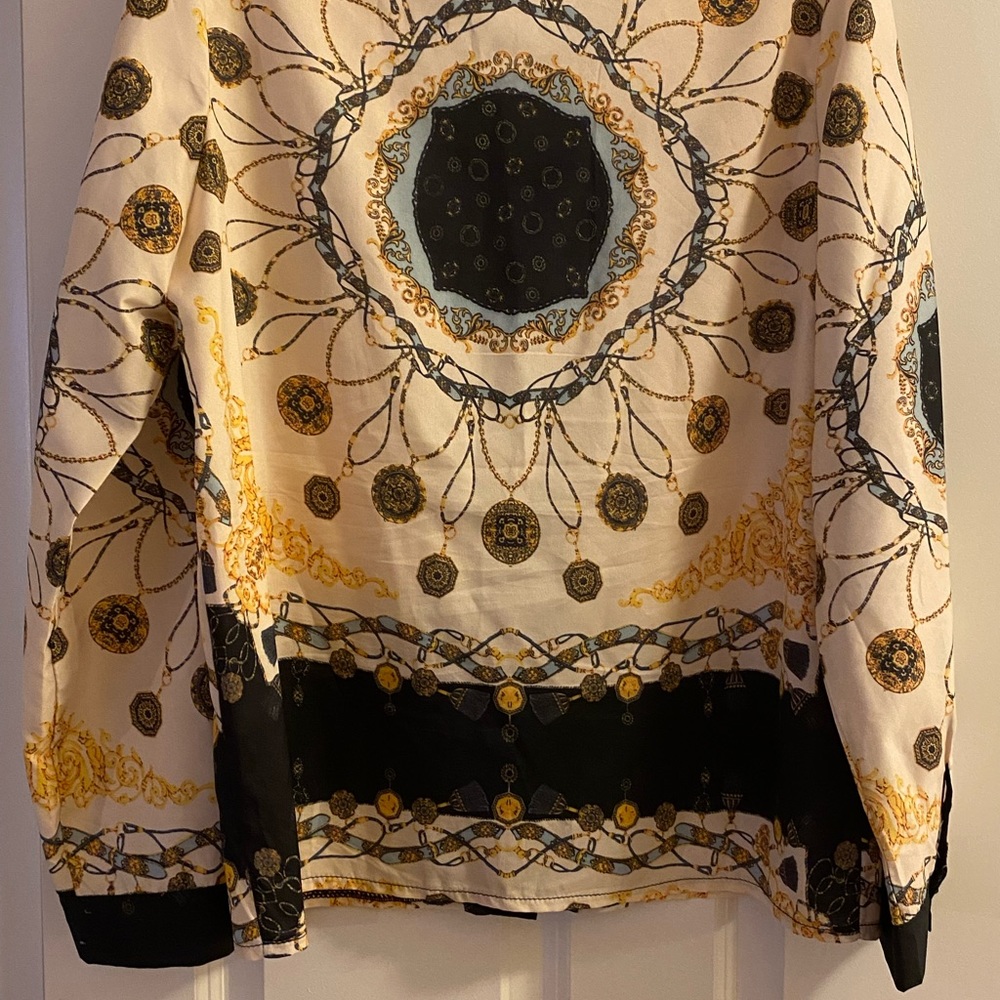 Blouse - Picture 4 of 5